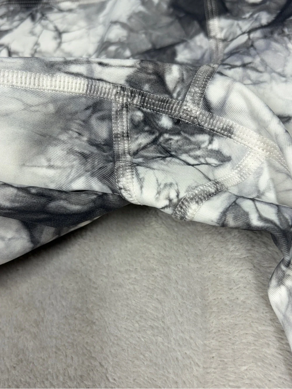 Lululemon Wunder Under High-Rise Tight Dual Shibori Gray White Leggings Size 8